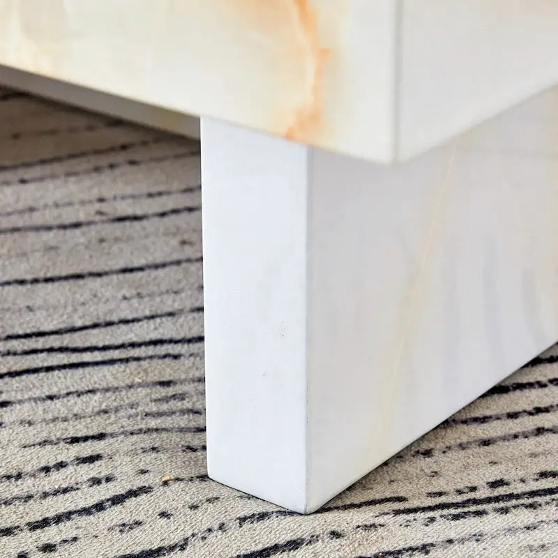 Table basse moderne et pratique