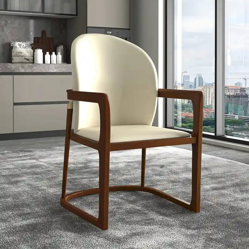 Chaise de salle à manger moderne en cuir capitonné