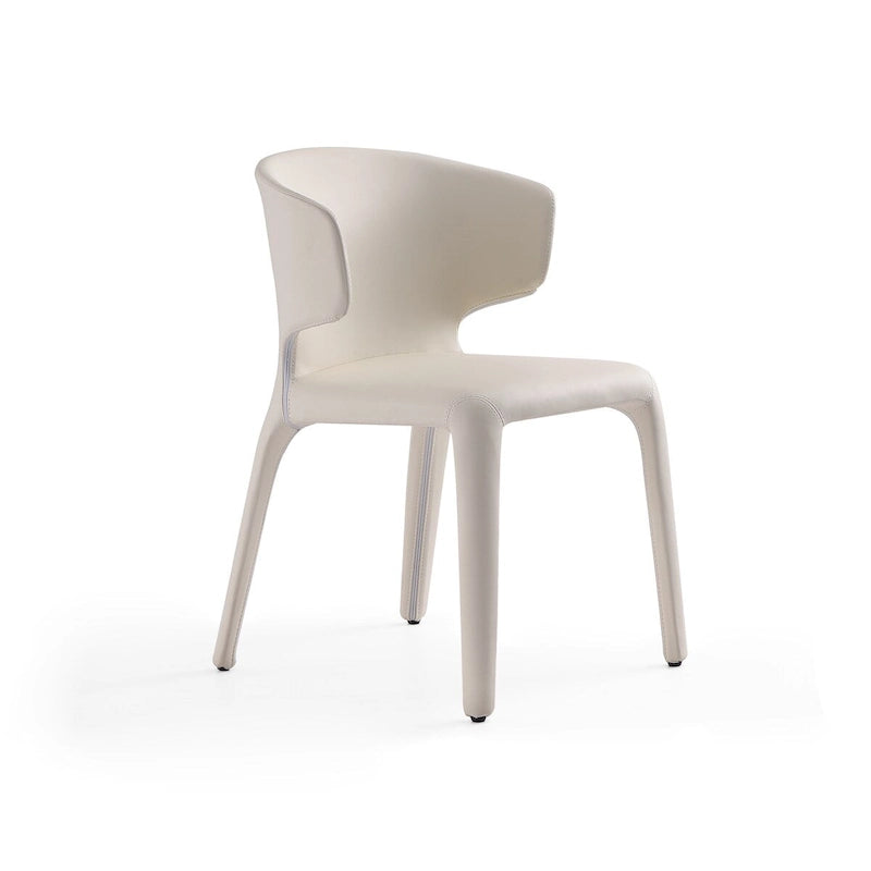 Chaise de salle à manger recouverte de cuir