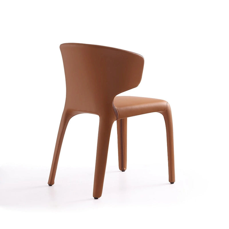 Chaise de salle à manger recouverte de cuir