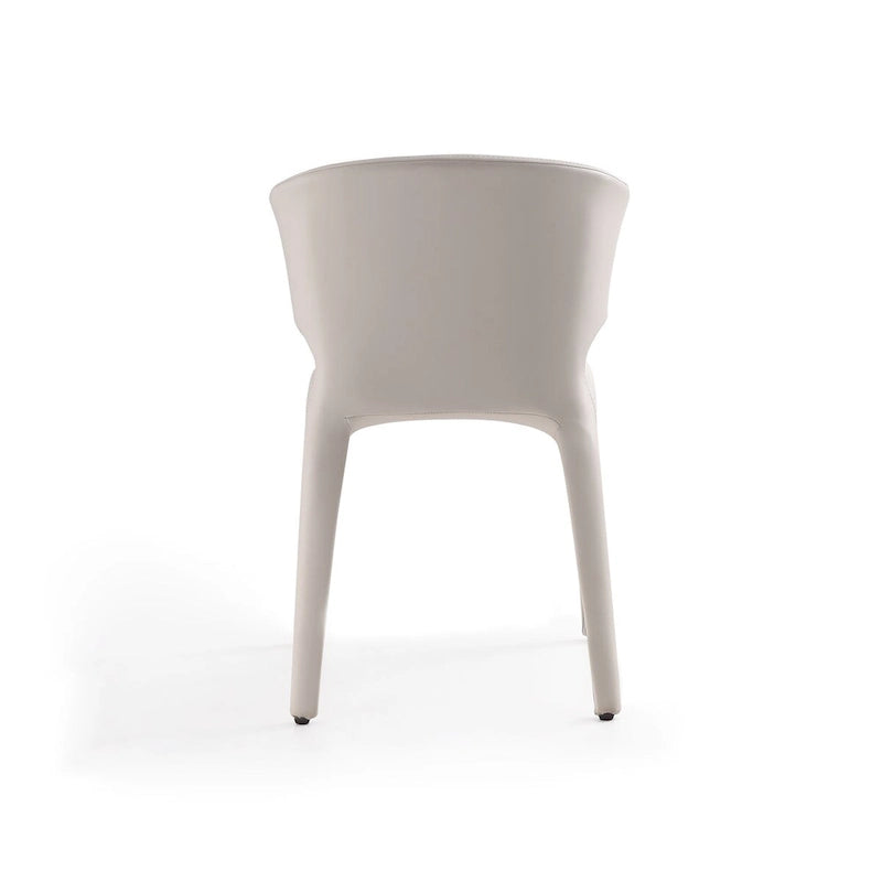 Chaise de salle à manger recouverte de cuir