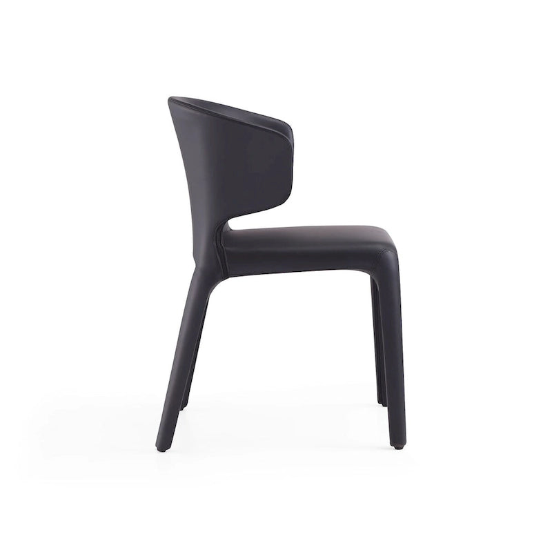 Chaise de salle à manger recouverte de cuir